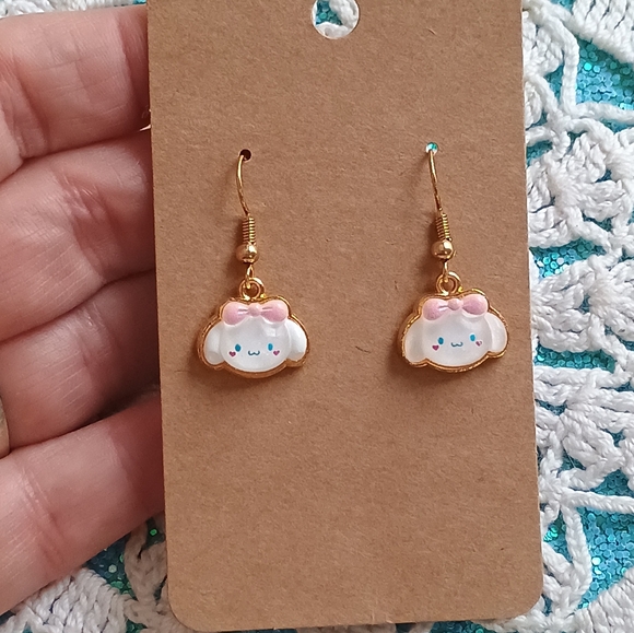 Cinnamonoroll earrings - Picture 2 of 7